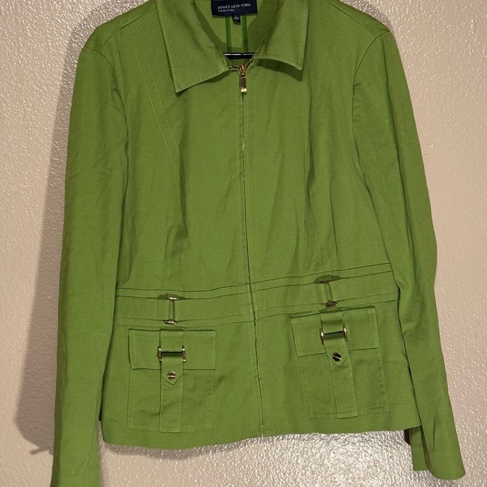 Jones New York Green Blazer with Structured Fit and Zipper Closure Women’s L